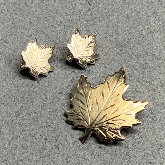 Vintage Jewelry - Clip-On Earrings Pin Brooch Set As Is Silver Maple Leaf Vintage Autumn Fall Chic